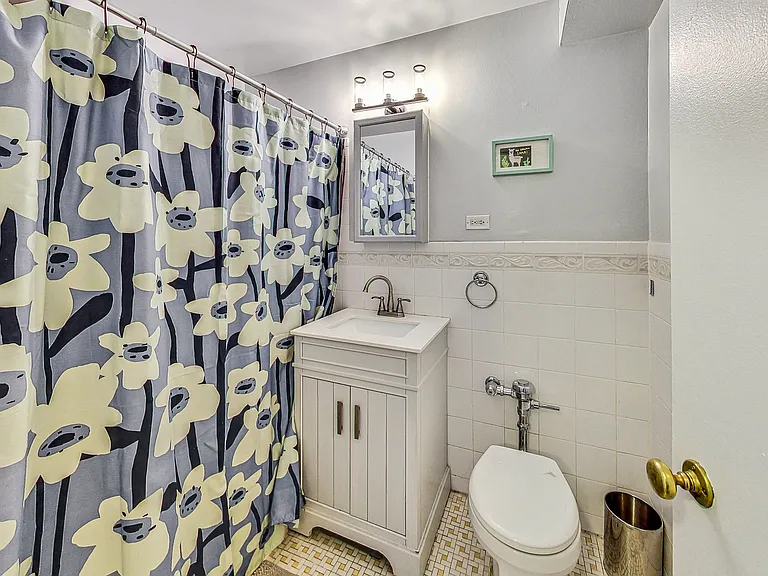 6030 N Sheridan Rd #511 — Photo 5