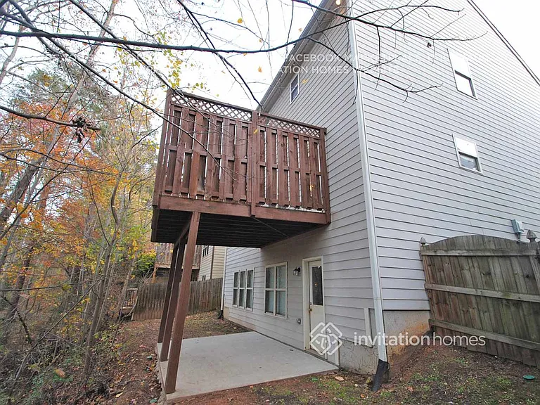 236 Ascott Ln — Photo 5
