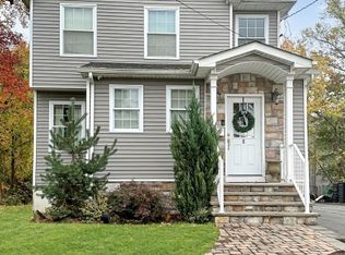 8 Myrtle St, Cranford, NJ 07016