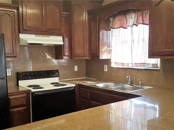 4th image of 3012 E Diamondhead Ave APT 4