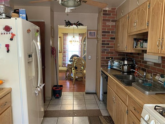 5th image of 1860 Arundel Dr
