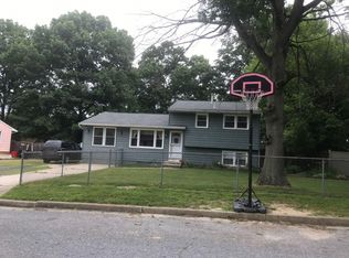 30 Dorset Ave, Millville, NJ 08332
