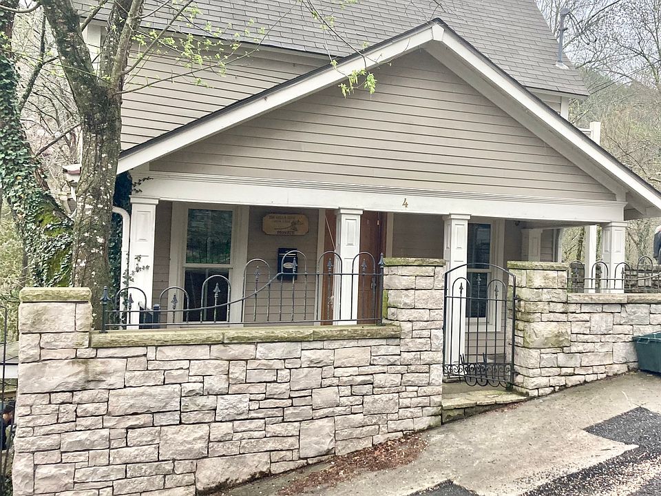 1st image of 4 Douglas St #1