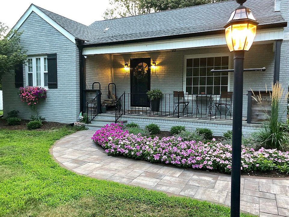 1st image of 106 Laurel Dr