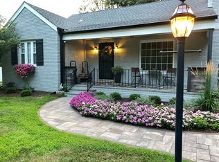 106 Laurel Dr, New Windsor, NY 12553