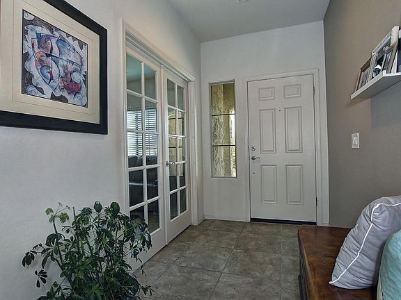 3rd image of 2806 N Crestwood Ct