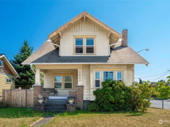 1680 S 56th St, Tacoma, WA 98408