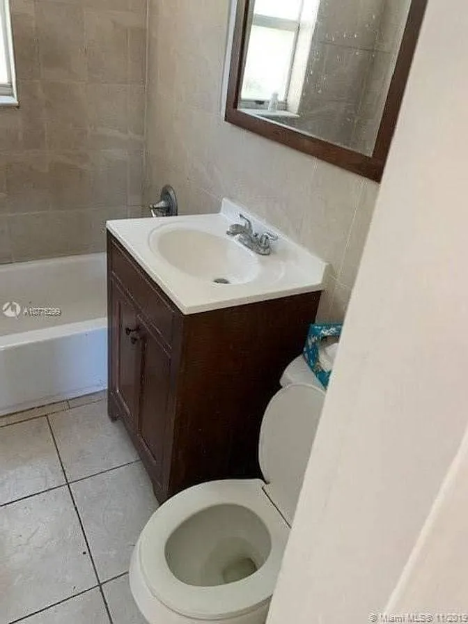 4 bed, 1136 sqft, $850 — Photo 2