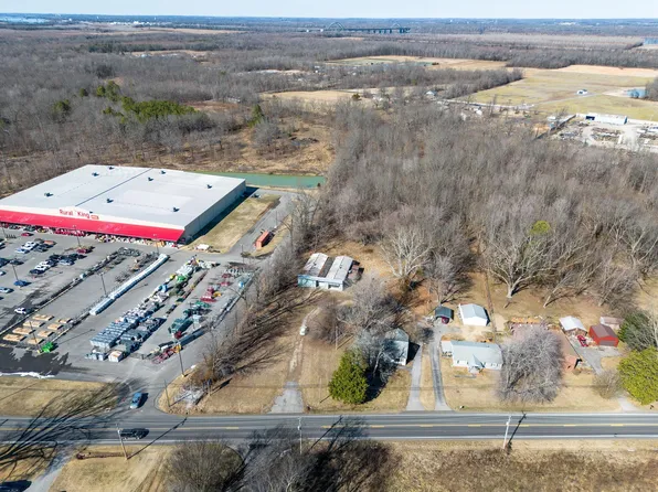 4549 Cairo Rd, Paducah, KY 42001