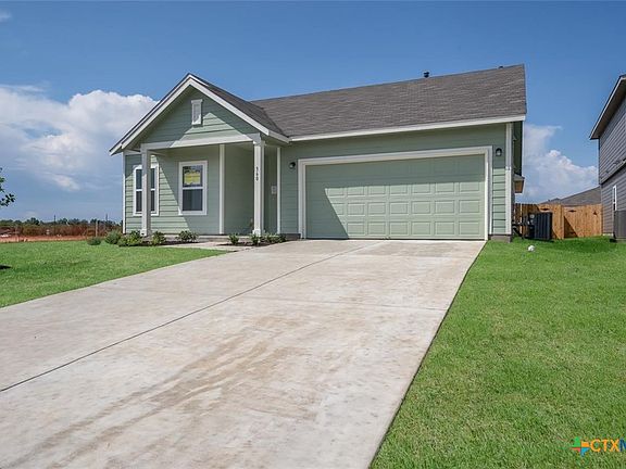2nd image of 360 Yellowstone Dr