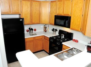 4120 Bitternut Ln APT 306, Gurnee, IL 60031