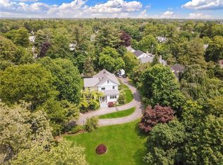 2 Garden Rd, Scarsdale, NY 10583