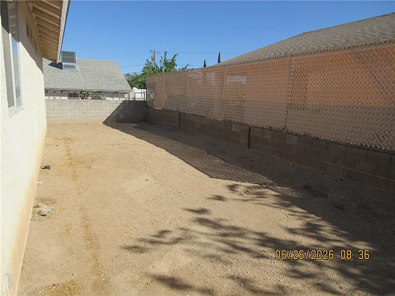 2619 Crozier Ave — Photo 11