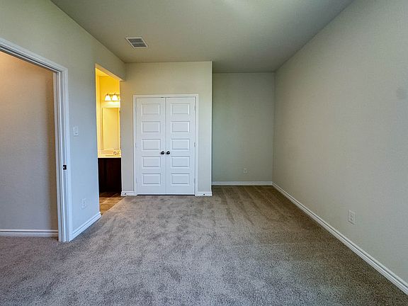 4th image of 410 S Mockingbird Ln #410