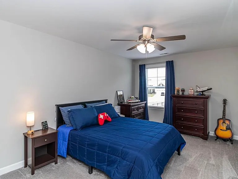 300 Stonebridge Dr — Photo 19