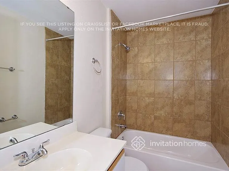 6702 Lorain St — Photo 16