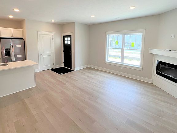 3rd image of 2116 Sherwood Ave