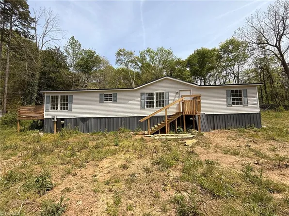 620 Frank Fleer Rd, Lexington, NC 27292