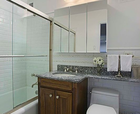 2nd image of 301 E 75th St #16AB