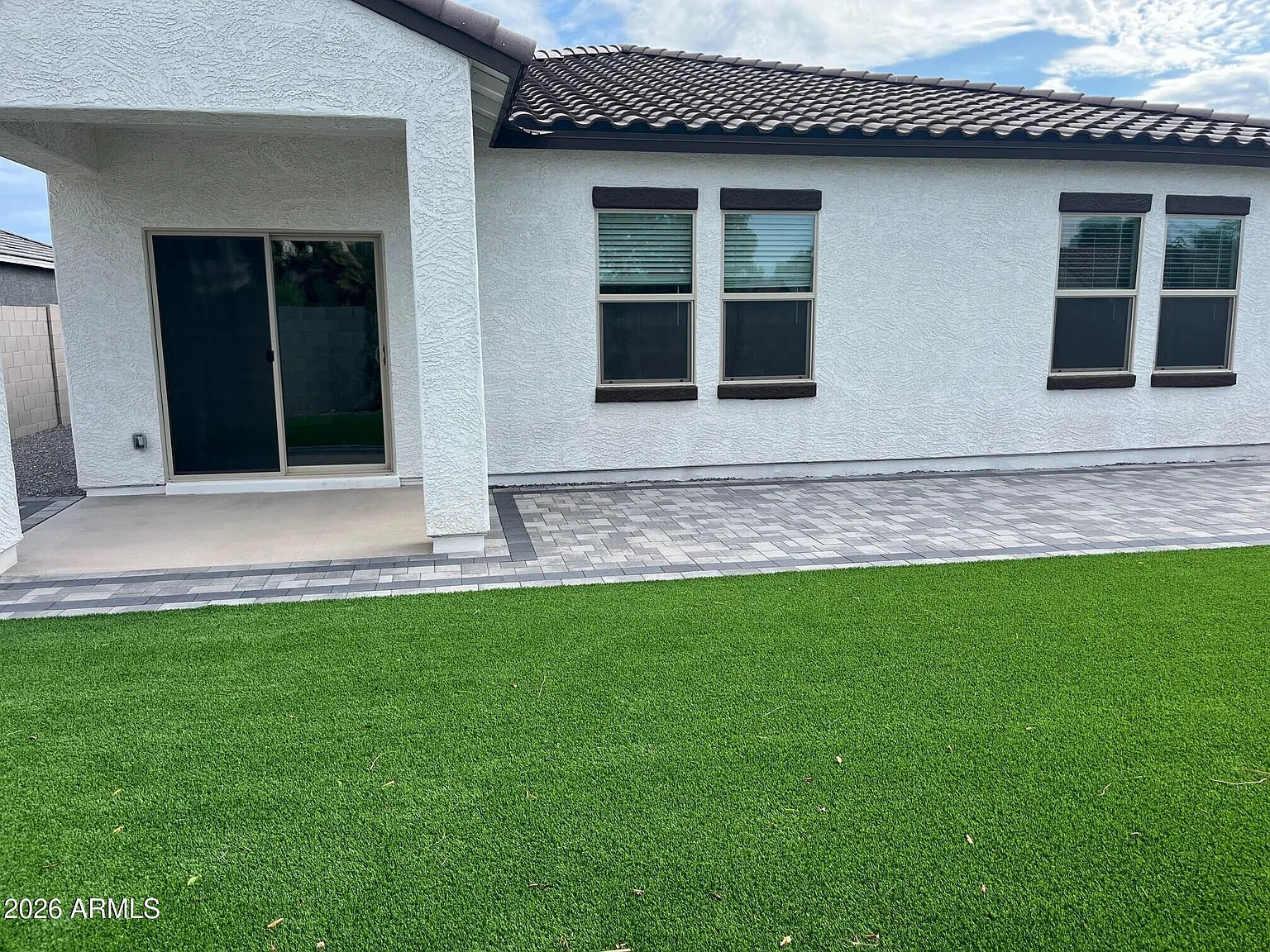 5 bed, 3.0 bath, 2218 sqft, $2,850 — Photo 3