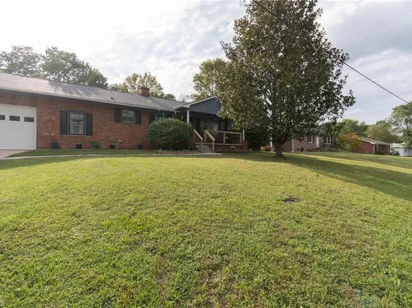 3405 Pine Valley Rd, High Point, NC 27265