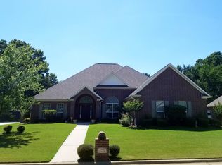 7402 Palisades Dr, Texarkana, TX 75503
