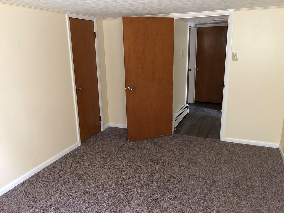2nd image of 323 W Main St APT C