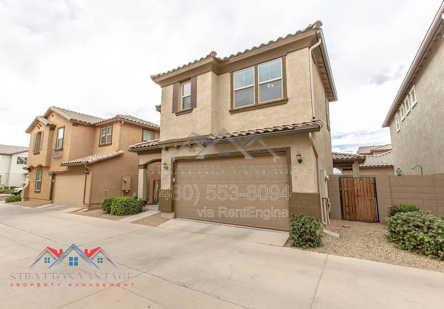 3 bed, 2.5 bath, 1932 sqft, $1,995 — Photo 3
