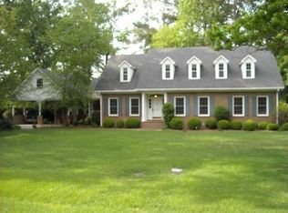 1905 W Sandhurst Dr, Florence, SC 29505