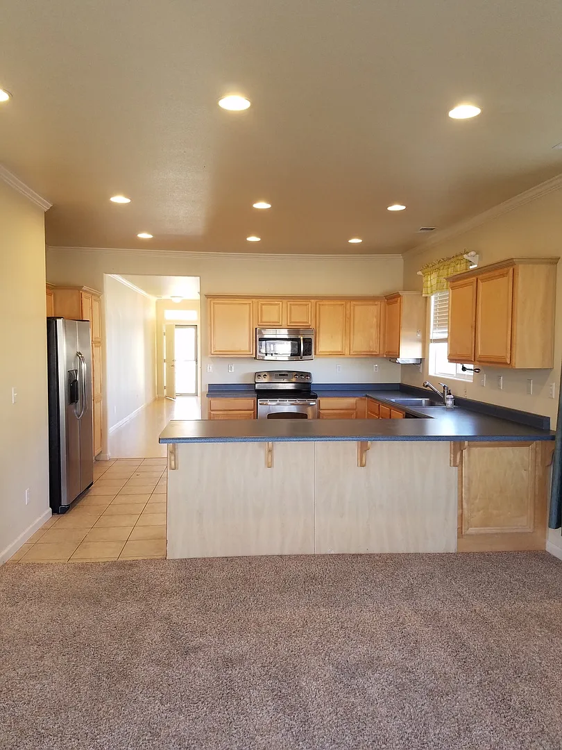 Building Photo - 2265 Big Trail Cir