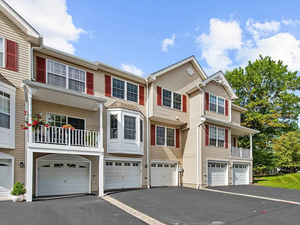 20 Windham Ct