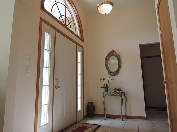 3rd image of 15028 Wingate Dr