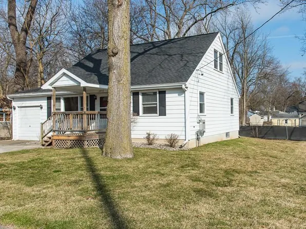 2510 Springmont Ave, Kalamazoo, MI 49008