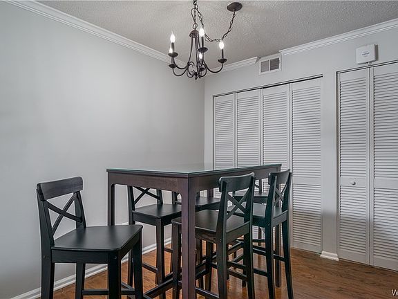 5th image of 120 15th St E APT 209
