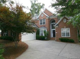 5442 McChesney Dr, Charlotte, NC 28269
