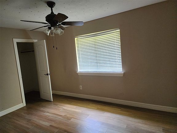5th image of 9411 Jan Glen Ln