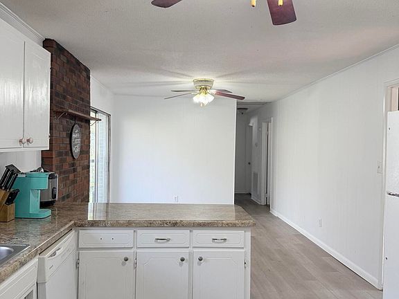 5th image of 387 Green Shadow Rd SE