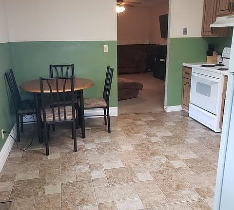 5th image of 308 S Sherman St