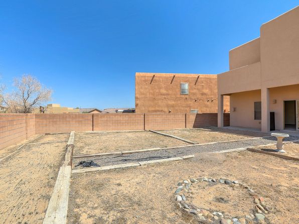 1107 San Luis Ct, Bernalillo, NM 87004