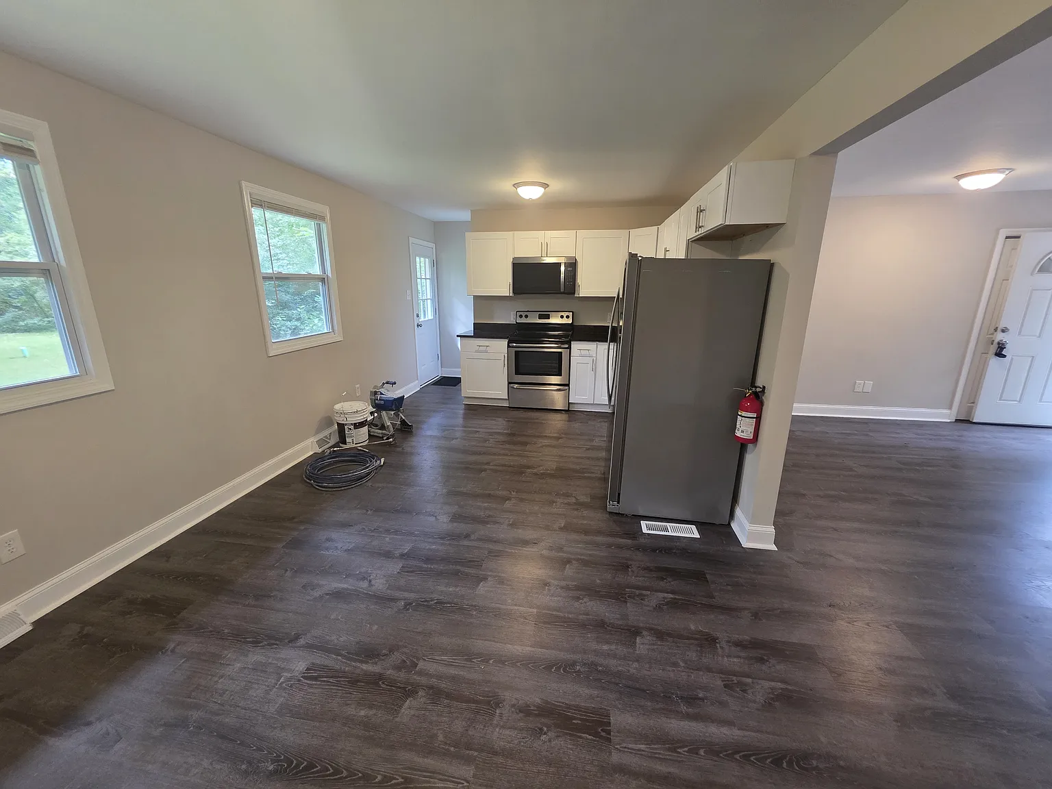 3 bed, 1.5 bath, 1134 sqft, $1,850 — Photo 4