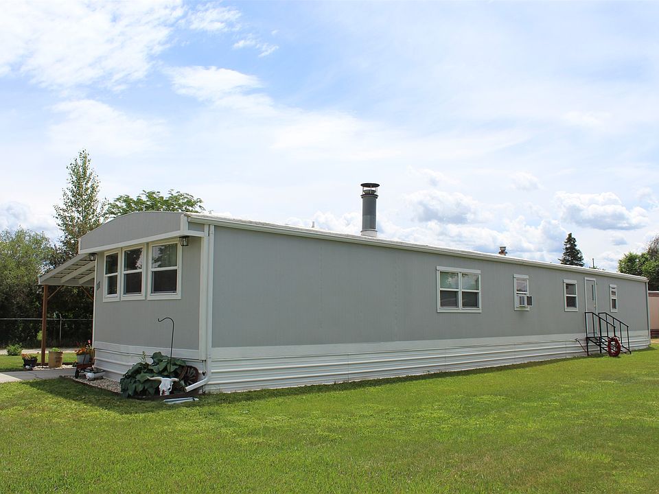 1st image of 111 Blue Bird Dr