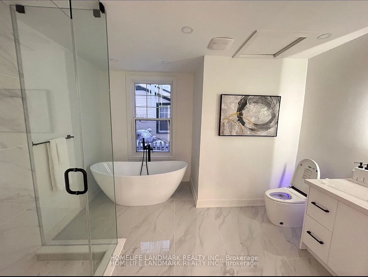 4 bed, $2,600 — Photo 2