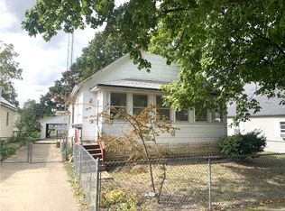 3 Johns St, Pana, IL 62557