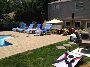 216A 1st St, East Northport, NY 11731