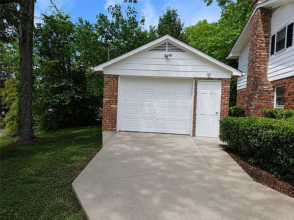 4th image of 1037 Mell Ave