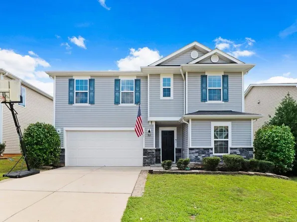 511 Kerriann Ln, Clayton, NC 27520