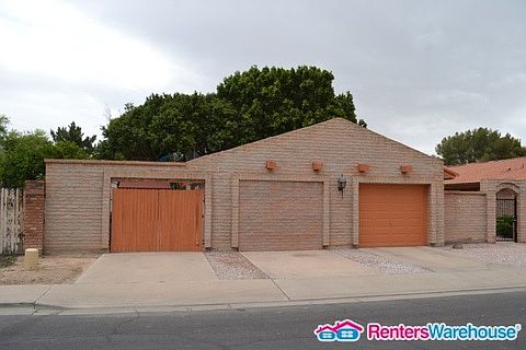 2nd image of 845 N Heritage