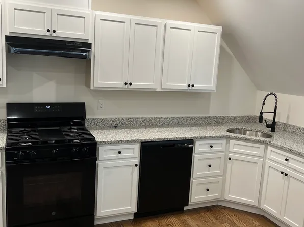 470 Howard Ave #3, New Haven, CT 06519