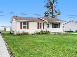 1230 Quain Ln, Port Huron, MI 48060
