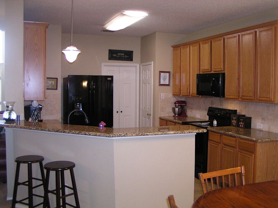1st image of 4021 Steepleridge Dr